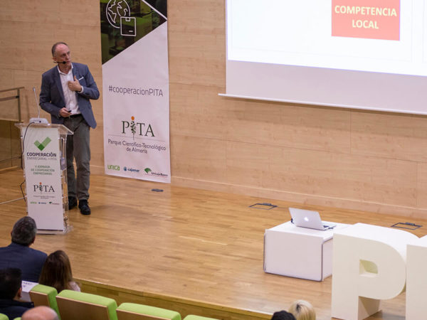 Enrique-de-los-Rios-Jornada-Cooperacion-Empresarial-PITA